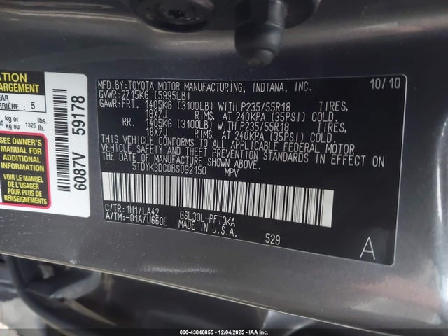 Toyota Sienna Limited V6