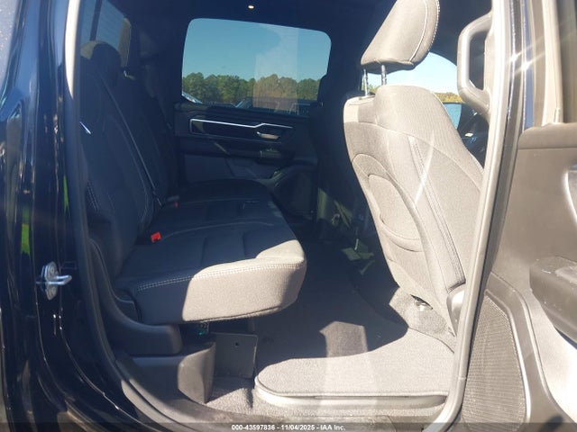 Ram 1500 Big Horn  4x4 5'7 Box