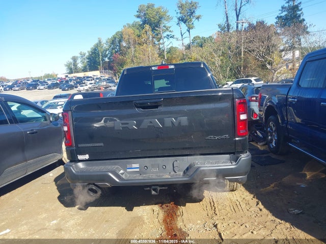 Ram 1500 Big Horn  4x4 5'7 Box