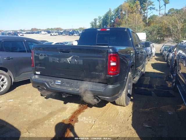 Ram 1500 Big Horn  4x4 5'7 Box