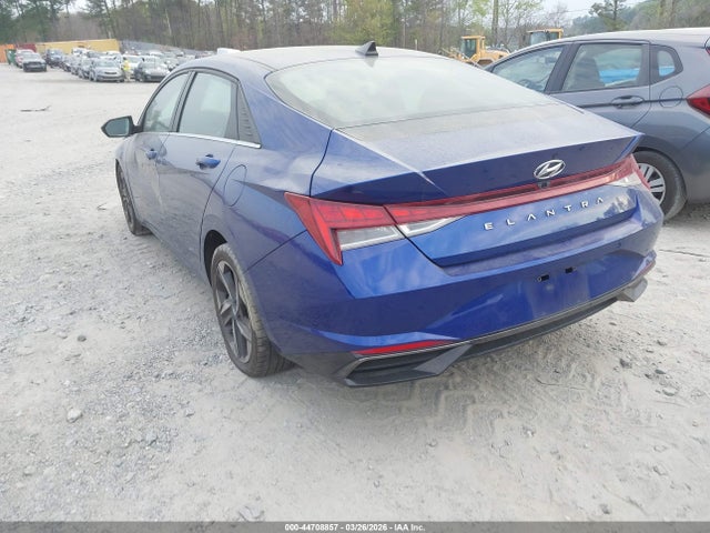 Hyundai ELANTRA Sel