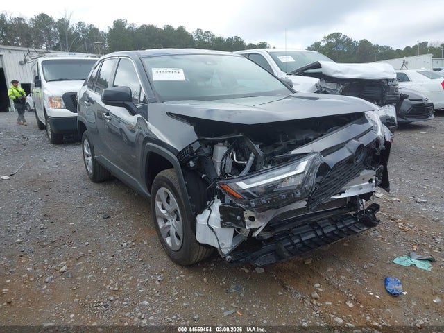 Salvage Toyota RAV4 Image