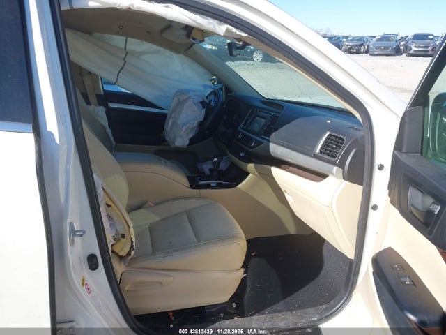 Toyota Highlander Le Plus V6