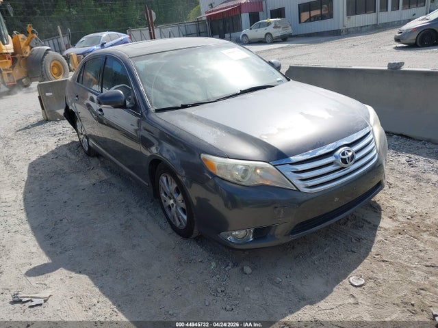 Salvage Toyota Avalon Image