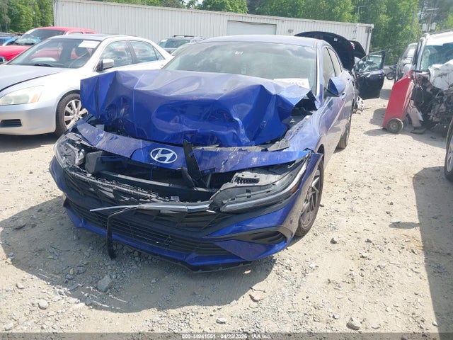 Hyundai ELANTRA Sel