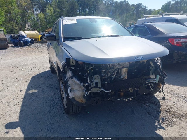 Salvage Jeep Compass Image