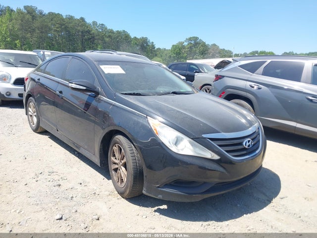 Salvage Hyundai SONATA Image