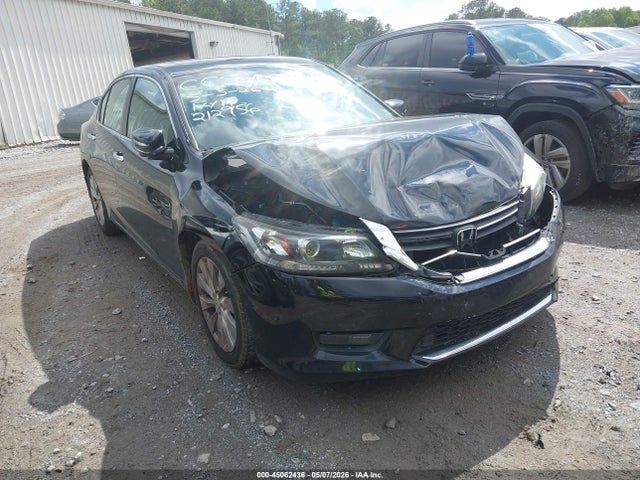 Salvage Honda Accord Image