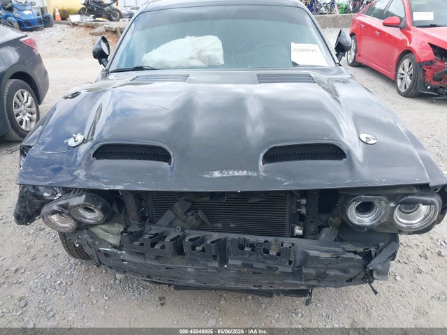 Dodge Challenger Sxt