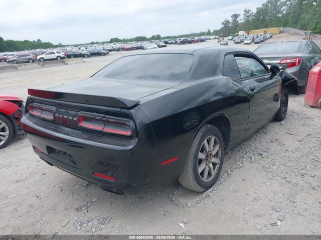 Dodge Challenger Sxt