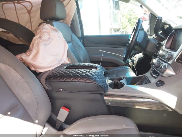 Chevrolet Suburban Lt