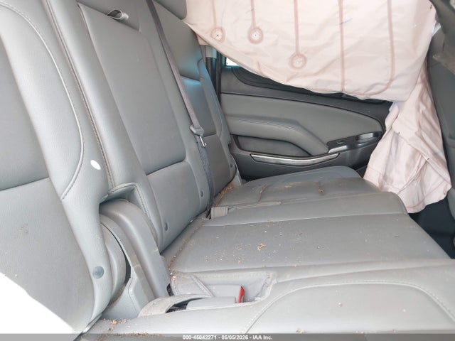 Chevrolet Suburban Lt