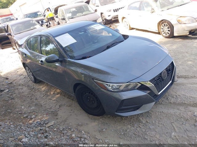 Salvage Nissan Sentra Image
