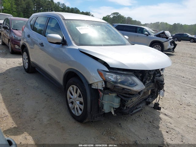 Salvage Nissan Rogue Image