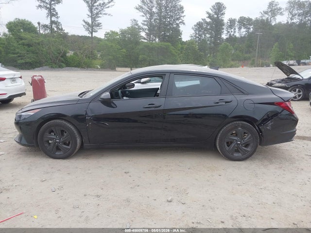 Hyundai ELANTRA Sel