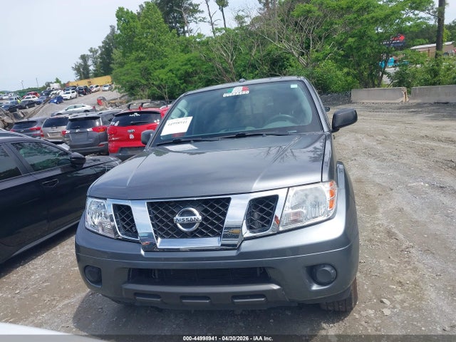 Nissan Frontier Sv