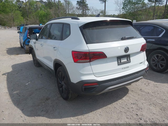 Volkswagen Taos 1.5t S