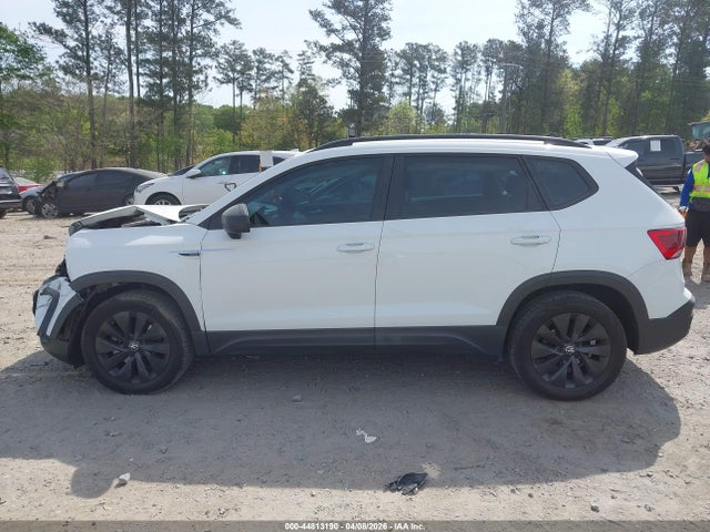 Volkswagen Taos 1.5t S
