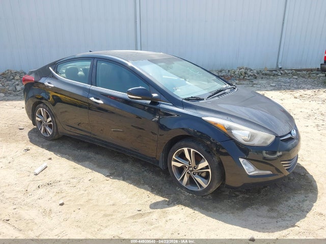 Salvage Hyundai ELANTRA Image