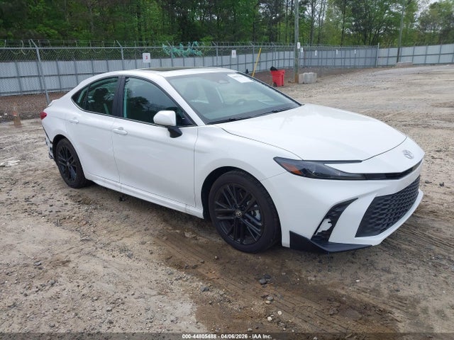 Salvage Toyota Camry Image