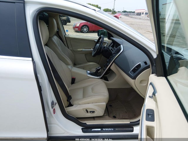 Volvo XC60 T6
