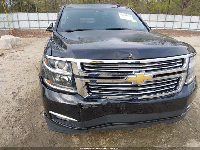 Chevrolet Suburban Premier