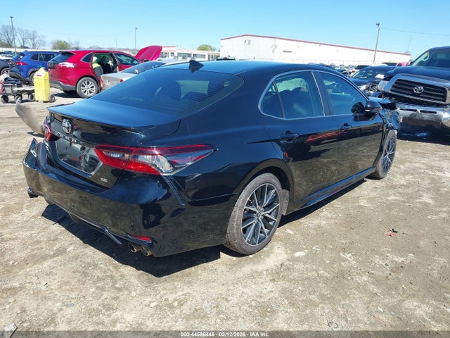 Toyota Camry Se