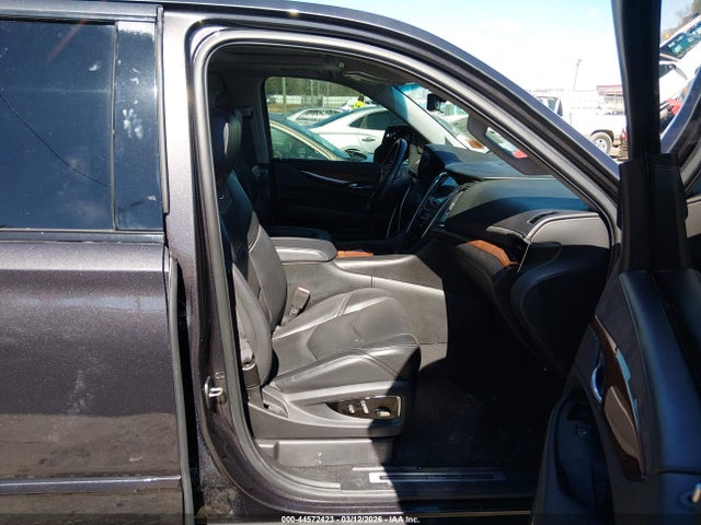 Cadillac Escalade Luxury
