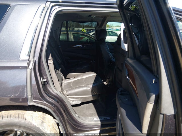 Cadillac Escalade Luxury
