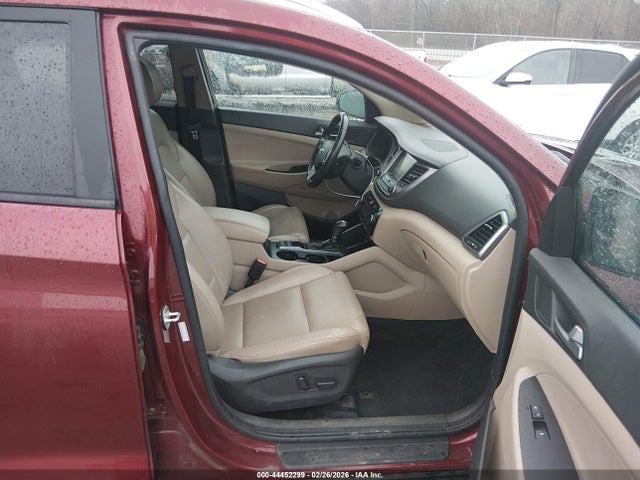 Hyundai TUCSON Se Plus