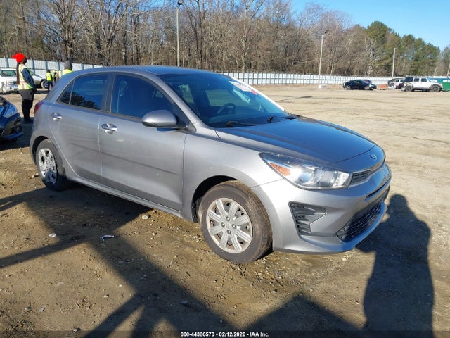 Salvage Kia Rio Image