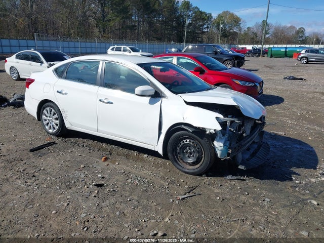 Salvage Nissan Sentra Image