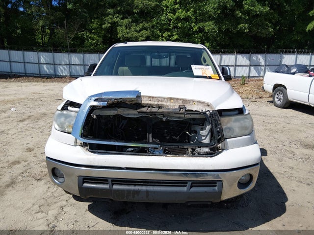 Toyota Tundra Grade 5.7l V8