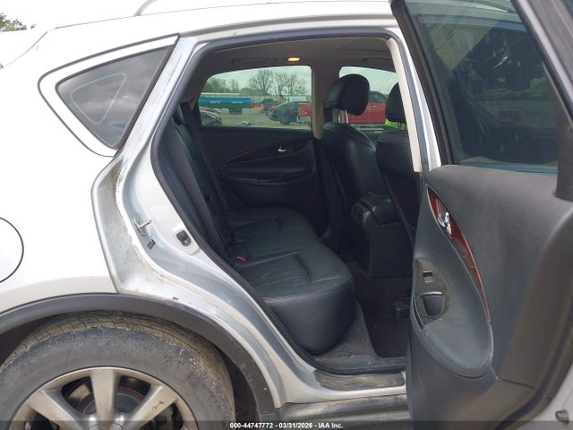 INFINITI Ex Journey