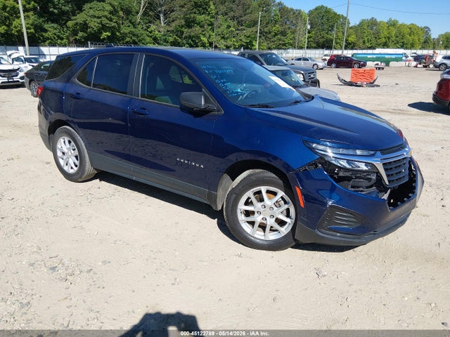 Salvage Chevrolet Equinox Image