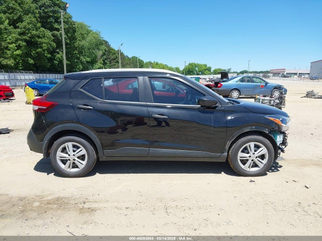 Nissan Kicks S
