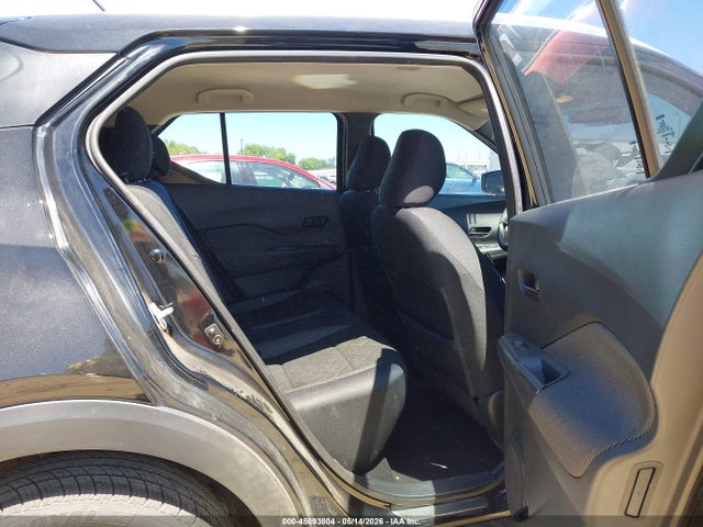 Nissan Kicks S