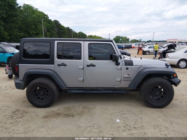 Jeep Wrangler Sport 4x4