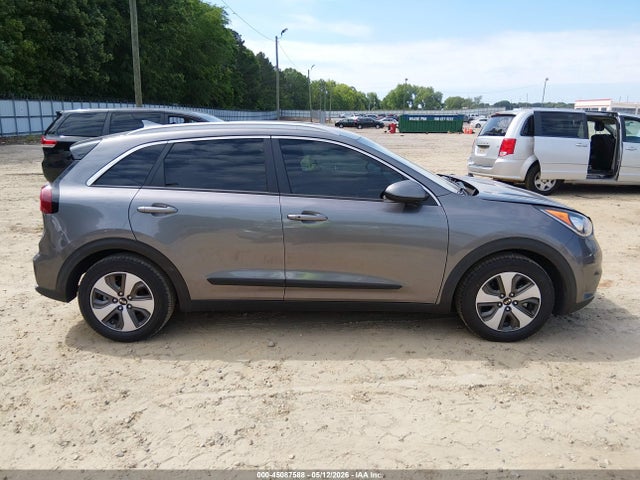 Kia Niro Lx