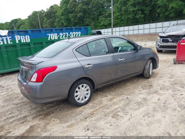 Nissan Versa 1.6 Sv