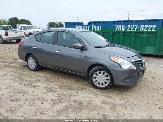 Salvage Nissan Versa Image