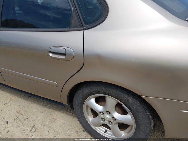 Ford Taurus Ses