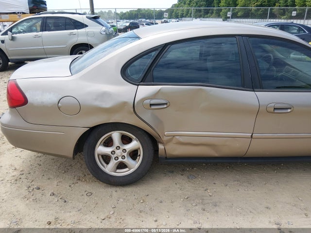Ford Taurus Ses