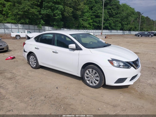 Salvage Nissan Sentra Image