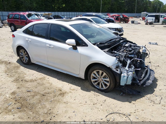 Salvage Toyota Corolla Image