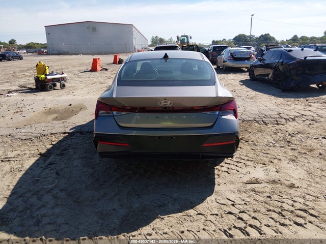 Hyundai ELANTRA Sel