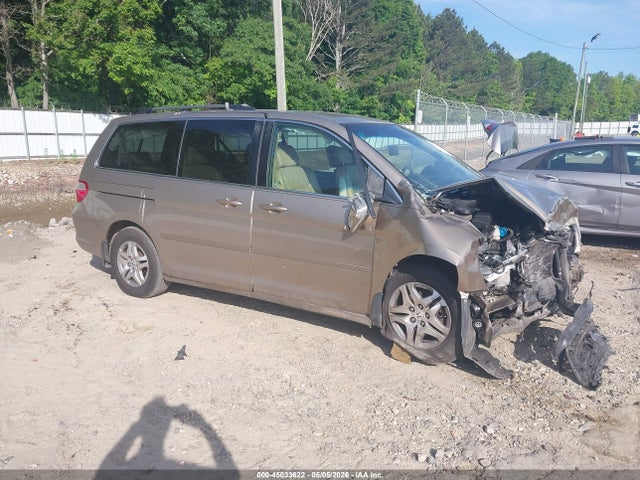 Salvage Honda Odyssey Image