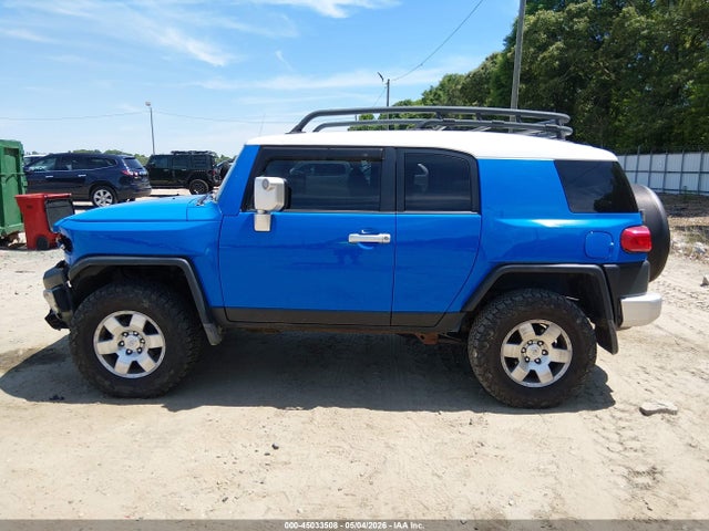 Toyota FJ Cruiser