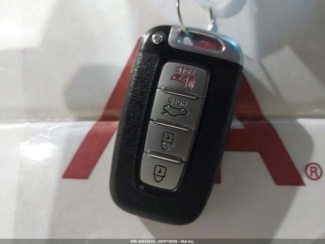 Hyundai Genesis 3.8