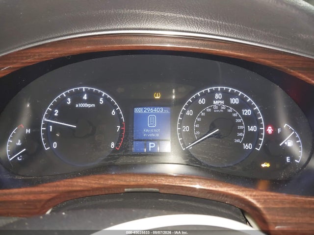 Hyundai Genesis 3.8